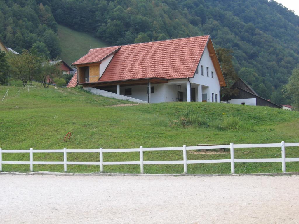 Apartment Sever Idrija Habitación foto